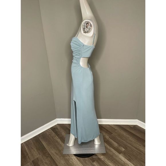 CINQ À SEPT
Mariah Back-Cutout Slip Midi Dress - Picture 6 of 11